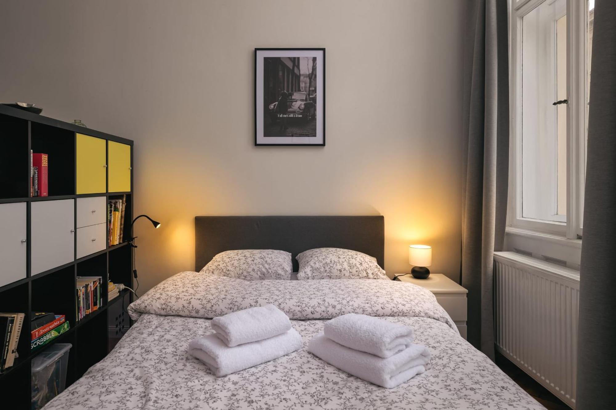Comfortable And Cosy Apt A Few Steps From Dancing House And Naplavka Dance Prag Exteriör bild